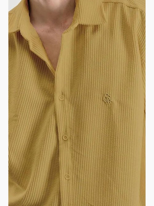 Chemise oversize à manches longues et boutons en velours giesto - Kiabi