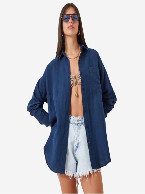 Chemise oversize en coton texturé avec poche istanbul - Kiabi Chemise oversize en coton texturé avec poche istanbul - Kiabi