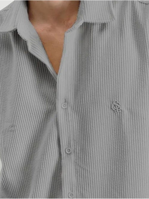 Chemise oversize en gabardine texturée avec fermeture boutonnée giesto - Kiabi Chemise oversize en gabardine texturée avec fermeture boutonnée giesto - Kiabi