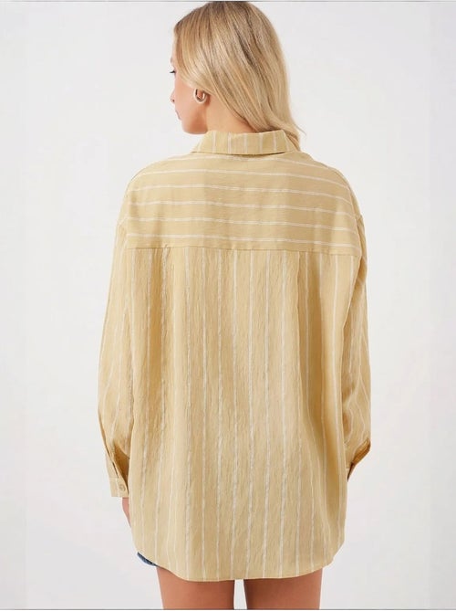 Chemise oversize texturée à rayures avec fermeture à boutons bdart - Kiabi Chemise oversize texturée à rayures avec fermeture à boutons bdart - Kiabi