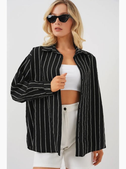 Chemise oversize texturée à rayures avec fermeture à boutons bdart - Kiabi Chemise oversize texturée à rayures avec fermeture à boutons bdart - Kiabi