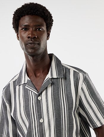 Chemise rayée à manches courtes