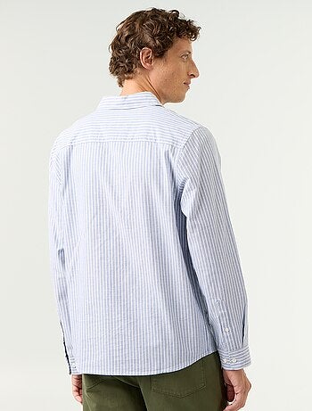 Chemise rayée avec col boutonné