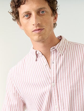 Chemise rayée avec col boutonné