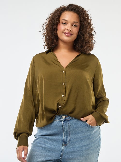 Chemise type saharienne satinée avec boutonnage doré - Kiabi