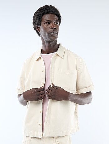 Chemise unie en jean à manches courtes