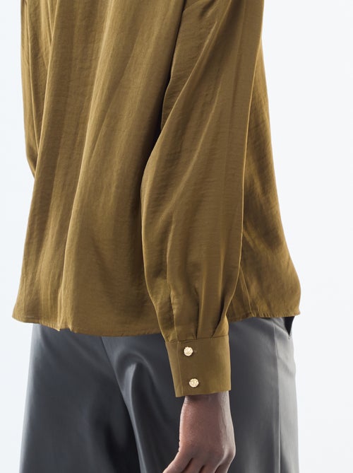Chemisier fluide satinée avec boutons dorés - Kiabi Chemisier fluide satinée avec boutons dorés - Kiabi