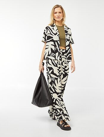 Chemisier maille crêpée manches courtes à motif