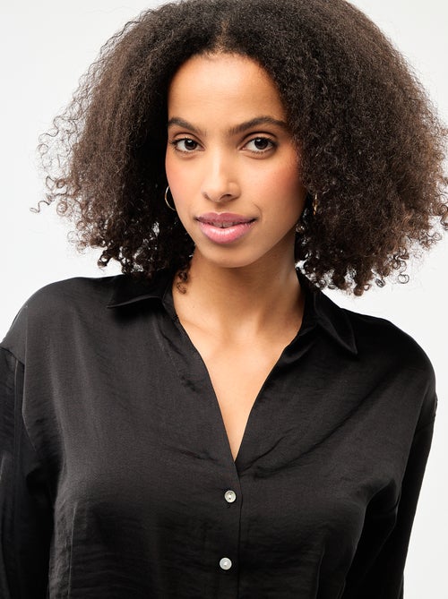 Chemisier manches longues en satin uni - Kiabi Chemisier manches longues en satin uni - Kiabi