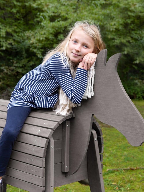 Cheval de jardin pour enfant en bois massif résistant 'Outdoor+' ROBA - Kiabi Cheval de jardin pour enfant en bois massif résistant 'Outdoor+' ROBA - Kiabi