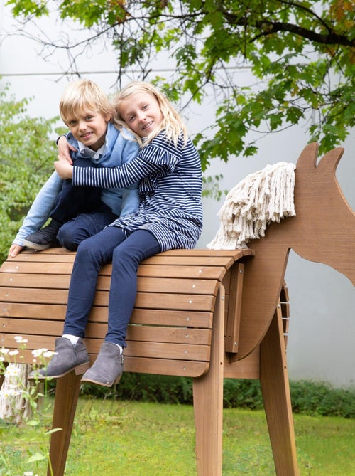 Cheval de jardin pour enfant en bois massif résistant 'Outdoor+' ROBA - Kiabi Cheval de jardin pour enfant en bois massif résistant 'Outdoor+' ROBA - Kiabi