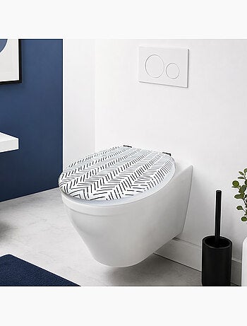 Chevron toiletbril met soft-close mechanisme