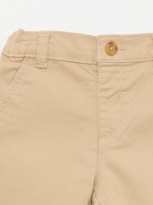 Chino droit en coton stretch - Kiabi Chino droit en coton stretch - Kiabi