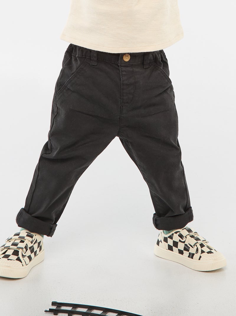 Chino droit en coton stretch Noir - Kiabi