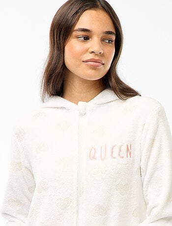 Combinaison longue en polaire avec motif cœur