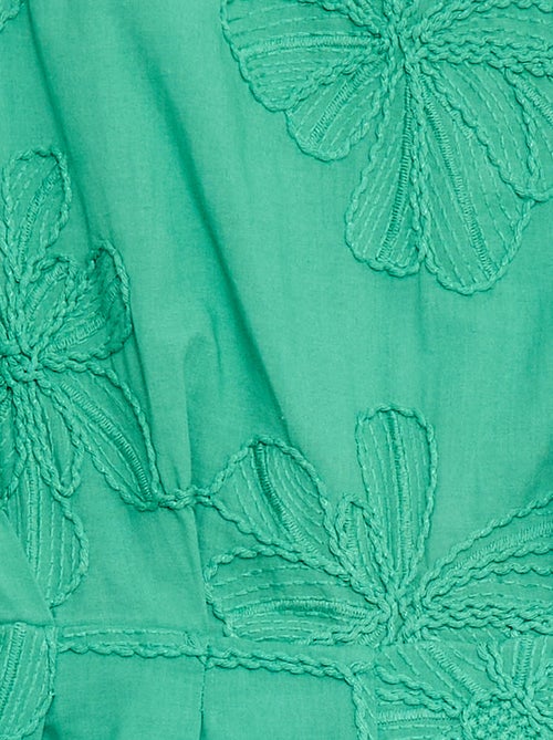 Combinaison short avec grandes fleurs brodées - Kiabi