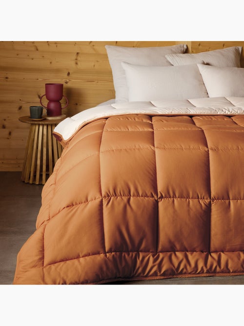 Couette chaude microfibre bicolore 400 gr/m2 - Kiabi Couette chaude microfibre bicolore 400 gr/m2 - Kiabi