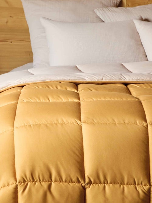 Couette chaude microfibre bicolore 400 gr/m2 - Kiabi Couette chaude microfibre bicolore 400 gr/m2 - Kiabi