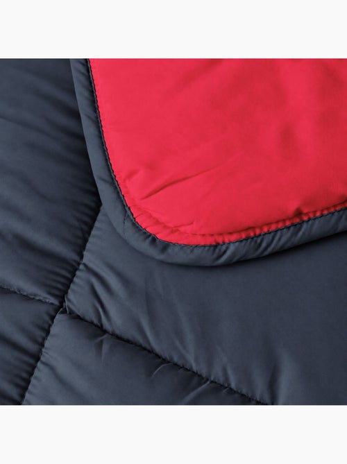 Couette chaude microfibre bicolore 400 gr/m2 - Kiabi Couette chaude microfibre bicolore 400 gr/m2 - Kiabi