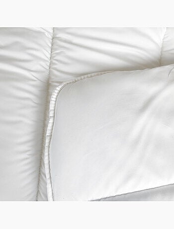 Couette chaude respirante premium 533 g/m² traitement anti acarien
