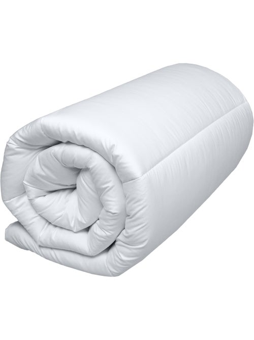 Couette chaude respirante premium 533 g/m² traitement anti acarien - Kiabi Couette chaude respirante premium 533 g/m² traitement anti acarien - Kiabi