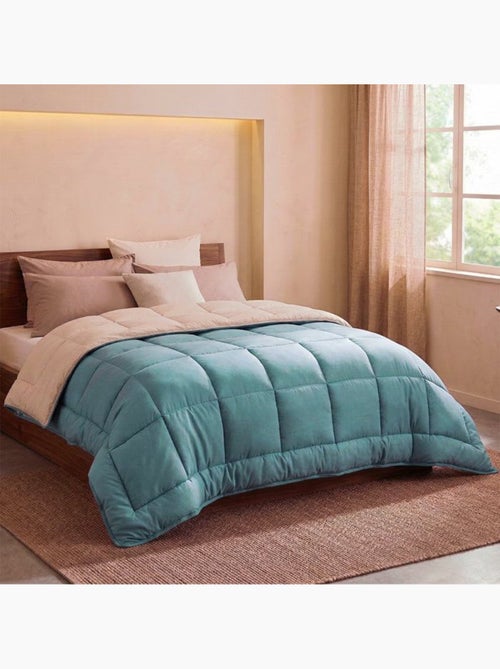 Couette d'été en microfibre bicolore - Kiabi Couette d'été en microfibre bicolore - Kiabi