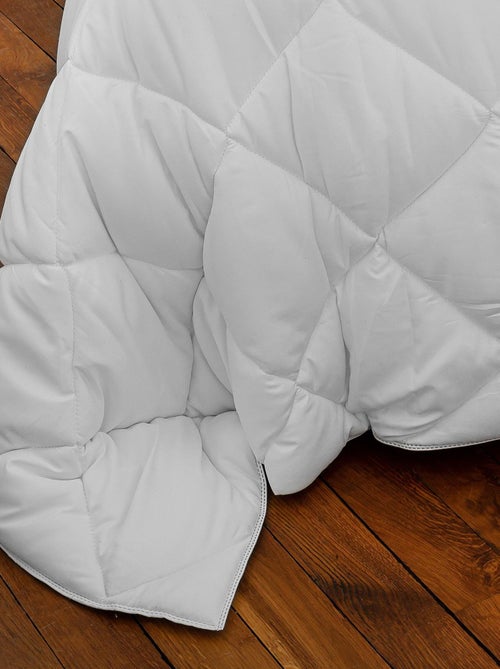 Couette en microfibre hiver 500 gr - Kiabi Couette en microfibre hiver 500 gr - Kiabi