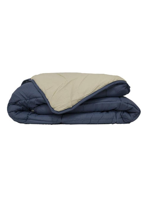 Couette légère réversible bicolore en microfibre 200 gr/m² - Kiabi Couette légère réversible bicolore en microfibre 200 gr/m² - Kiabi