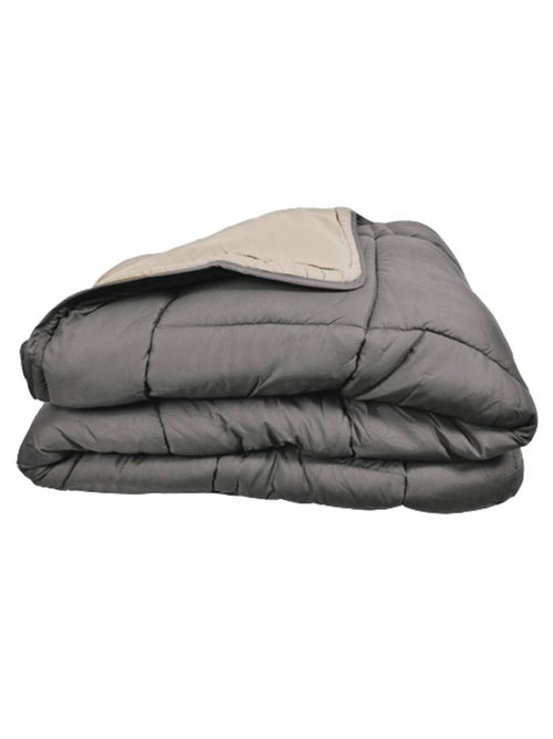Couette légère réversible bicolore en microfibre 200 gr/m² - Kiabi Couette légère réversible bicolore en microfibre 200 gr/m² - Kiabi