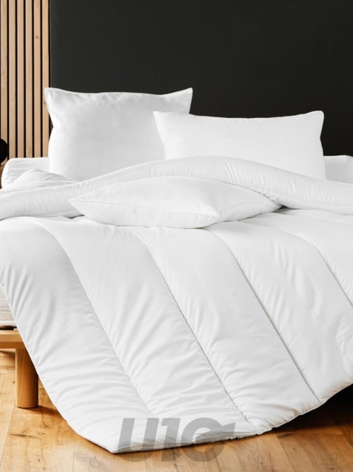 Couette polyester douceur d'intérieur - Kiabi Couette polyester douceur d'intérieur - Kiabi