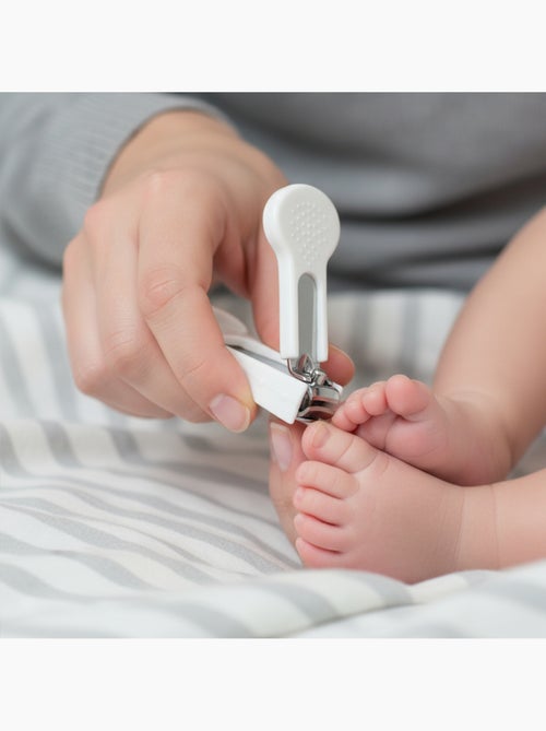 Coupe-ongles bébé lames arrondies acier - Kiabi Coupe-ongles bébé lames arrondies acier - Kiabi