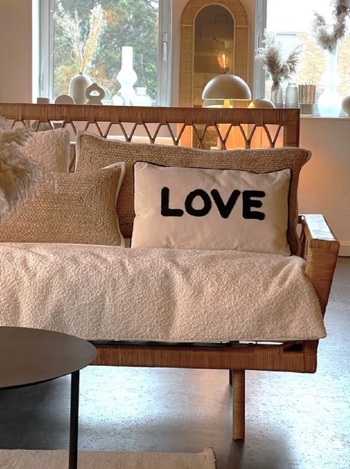 Coussin en toile Love - Kiabi Coussin en toile Love - Kiabi