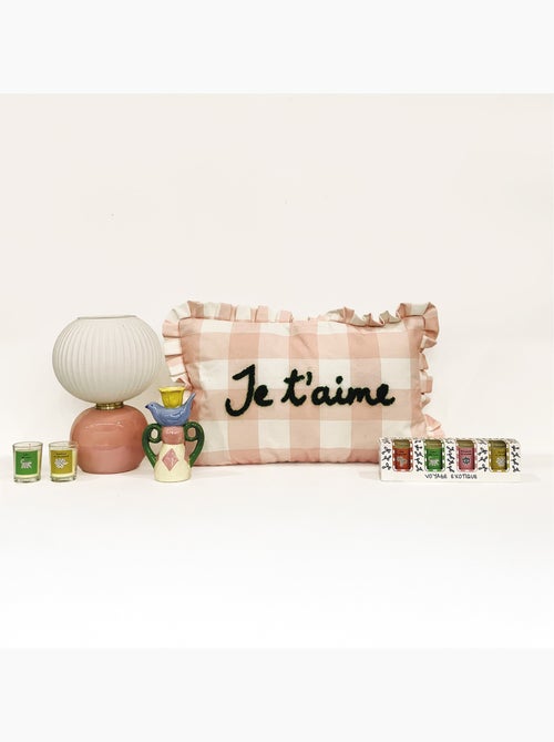 Coussin rectangulaire à carreaux "je t'aime" - Kiabi