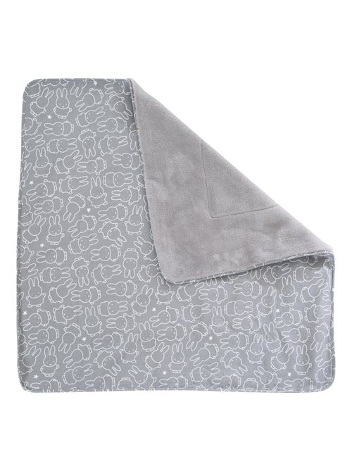 Couverture bébé en jersey de coton et polaire 'Miffy®' ROBA - Kiabi Couverture bébé en jersey de coton et polaire 'Miffy®' ROBA - Kiabi