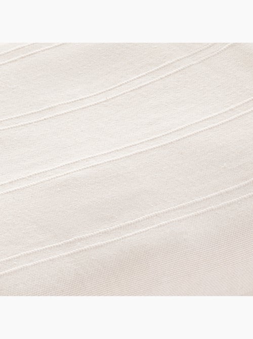 Couverture type Plaid, tissu texturé en fil teint, avec bordure finie - Gamusi - Kiabi Couverture type Plaid, tissu texturé en fil teint, avec bordure finie - Gamusi - Kiabi
