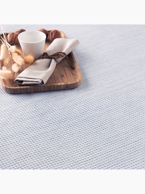 Couverture type Plaid, tissu texturé en fil teint en relief en nid d'abeille, avec franges - Gamusi - Kiabi