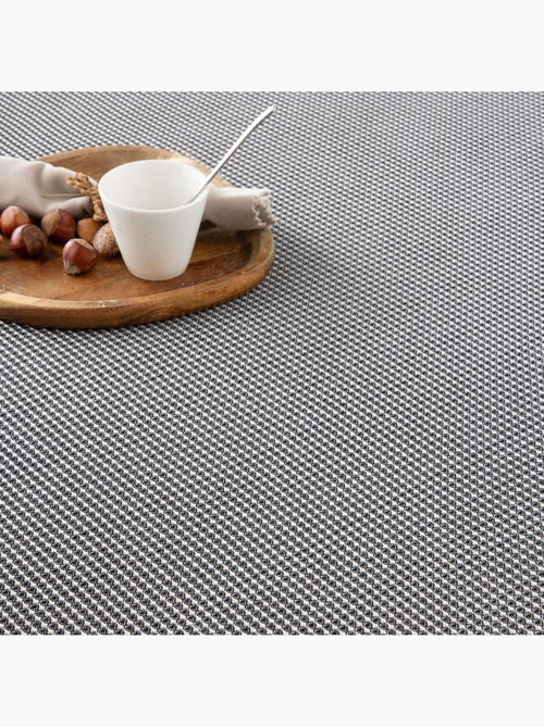 Couverture type Plaid, tissu texturé en fil teint en relief en nid d'abeille, avec franges - Gamusi - Kiabi
