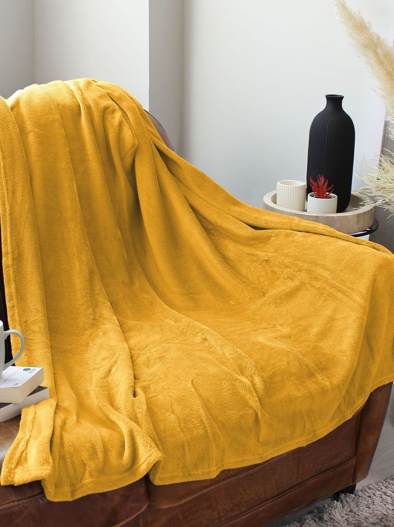 Couverture unie en molleton Jaune moutarde - Kiabi