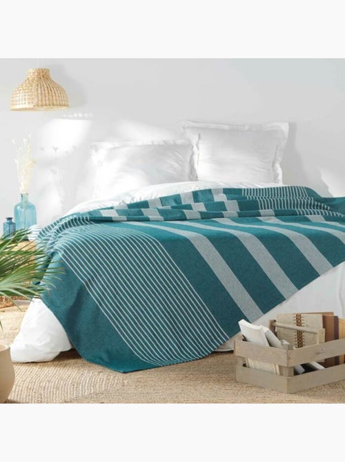 Couvre lit 1 personne coton/polyester tisse adele - Kiabi Couvre lit 1 personne coton/polyester tisse adele - Kiabi