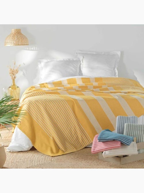 Couvre lit 1 personne coton/polyester tisse adele - Kiabi Couvre lit 1 personne coton/polyester tisse adele - Kiabi