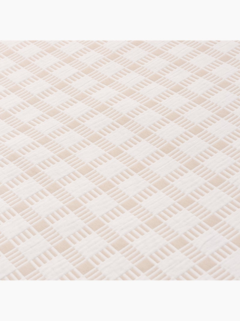 Couvre-lit en coton avec motif à carreaux en relief, tissu texturé. Beige - Kiabi