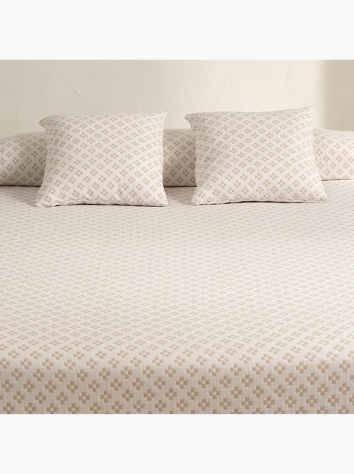 Couvre-lit en coton avec motif géométrique en relief, tissu texturé. - Kiabi Couvre-lit en coton avec motif géométrique en relief, tissu texturé. - Kiabi