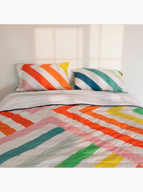 Couvre-lit Happy stripes "Happyfriday" - Kiabi Couvre-lit Happy stripes "Happyfriday" - Kiabi