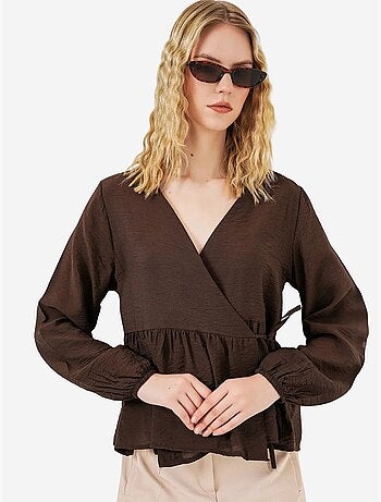 Crêpe wikkelblouse met v-hals en strikdetail bdart