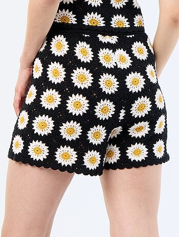 Crochet short