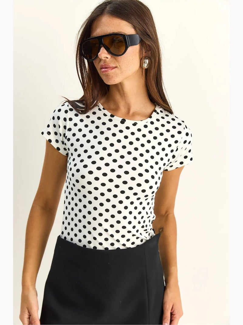 Crop-t-shirt met polkadots en ronde hals lucci Wit Zwart - Kiabi