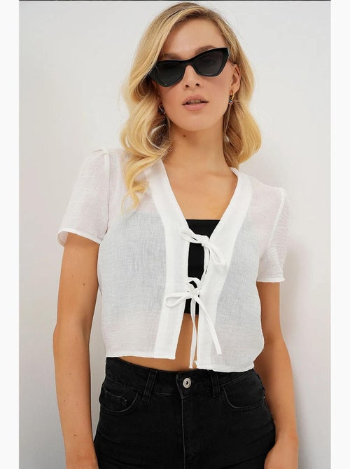 Crop top texturé en mélange de lin à col en v bdart - Kiabi Crop top texturé en mélange de lin à col en v bdart - Kiabi