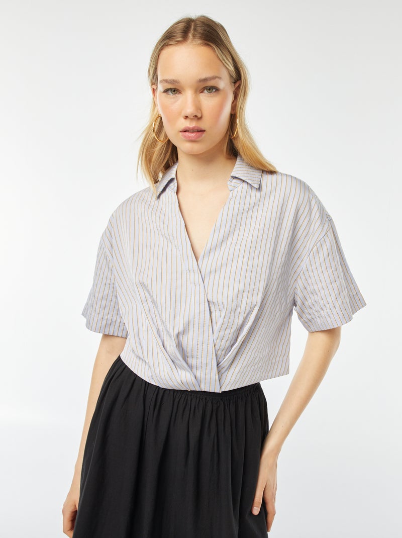 Croptop met knoopsluiting en overslag BLAUW - Kiabi