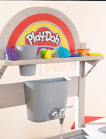 Cuisine d'extérieur avec kit de pâte à modeler + accessoires 'roba x Play-Doh'