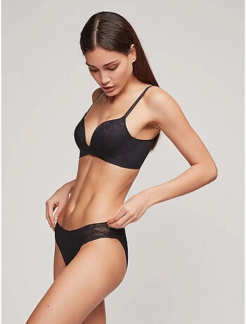 Culotte classique coupée au laser